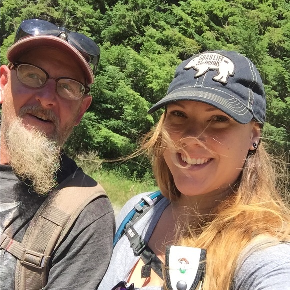 Meet your Posher, Kristen - Picture 3 of 4